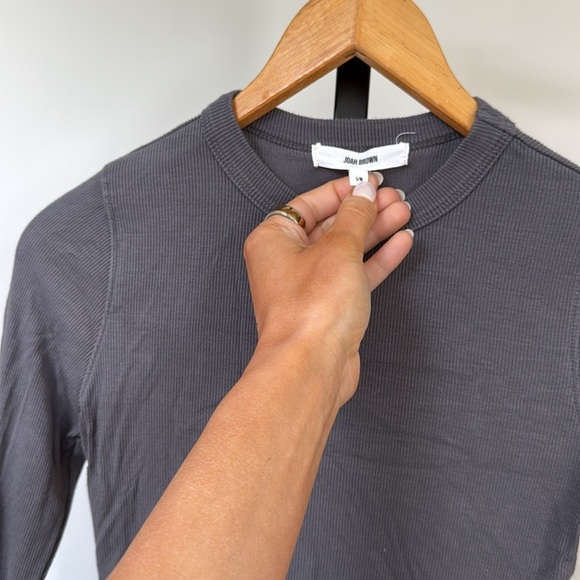 Joah Brown crew neck long sleeve S/M - Picture 2 of 3